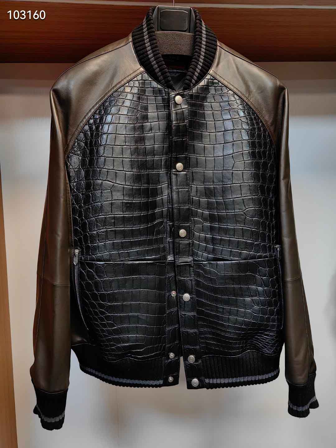 尼罗鳄拼牛皮夹克